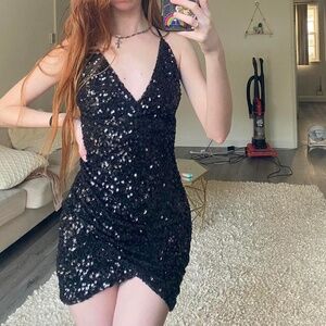 BLACK SEQUIN HOMECOMING MINIDRESS